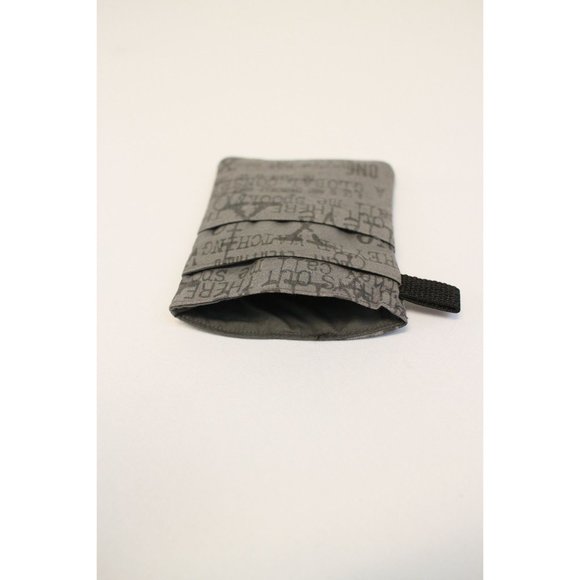 X-Files Scrub POCKET Insert, Organizer & Protector for Nurses, Doctors - Picture 3 of 4